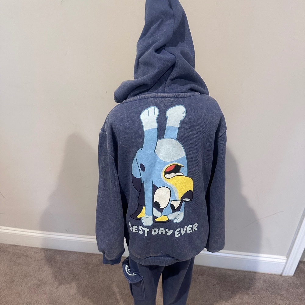 Bluey Hoodie & Jogger Set – Size 5T